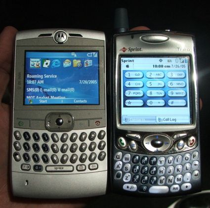 Moto Q vs. Treo 650